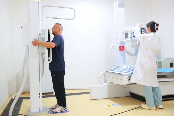 DR.jpg